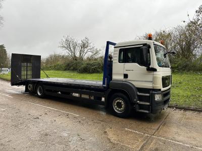 MAN 26t plant lorry