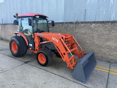 Kubota L4240 loader