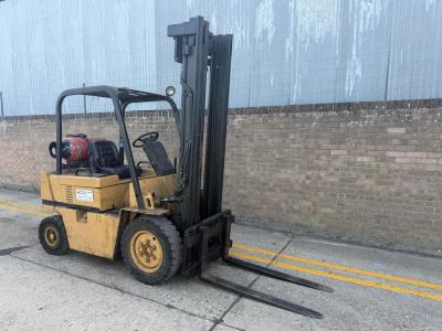 Caterpillar 2.5t gas