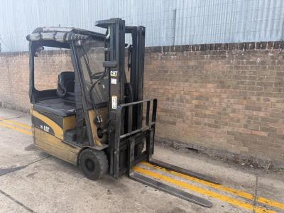 Caterpillar 1.6t electric