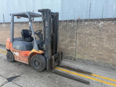 Toyota 2.5t diesel